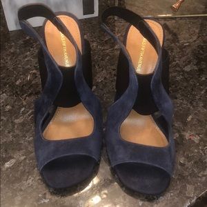 Gorgeous Saks Fifth Avenue Blue suede high heel